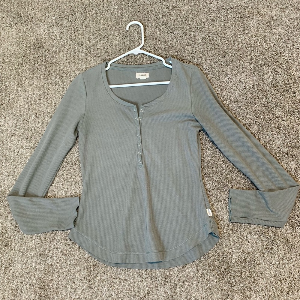 UpWest Women’s Waffle Henley Grey